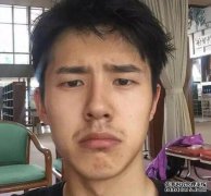 李谦的辛勤工作是最具吸引力的，他的成功毋庸